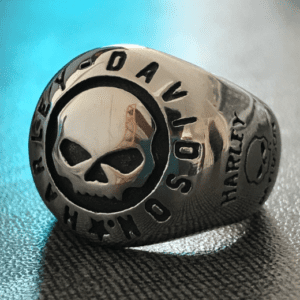 Harley Unisex Skull Design Ring: A Bold Statement for Motorcycle Enthusiasts