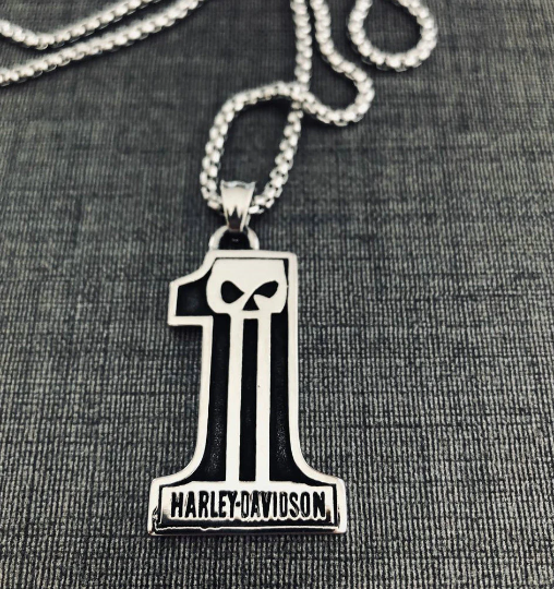 Harley Davidson Pendant: New AMA Design, 2 faces with chain - Image 2