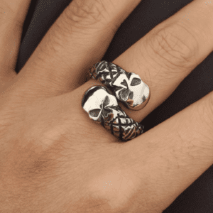 Unisex Snake and Skull Ring: Embrace the Biker Spirit