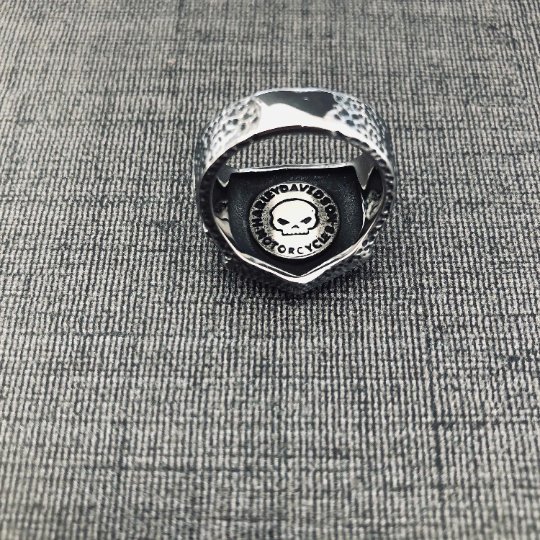 Unisex Harley Davidson Double-Faced Ring for Motorcycle Enthusiasts - Image 2