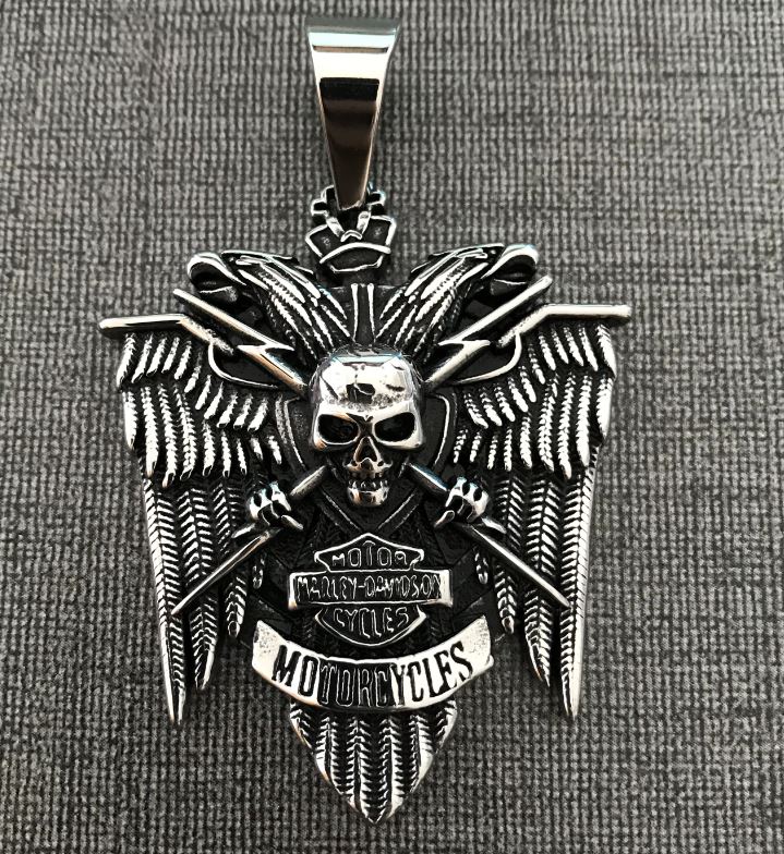 HD Pendant with Eagle and Skull Design With Chain